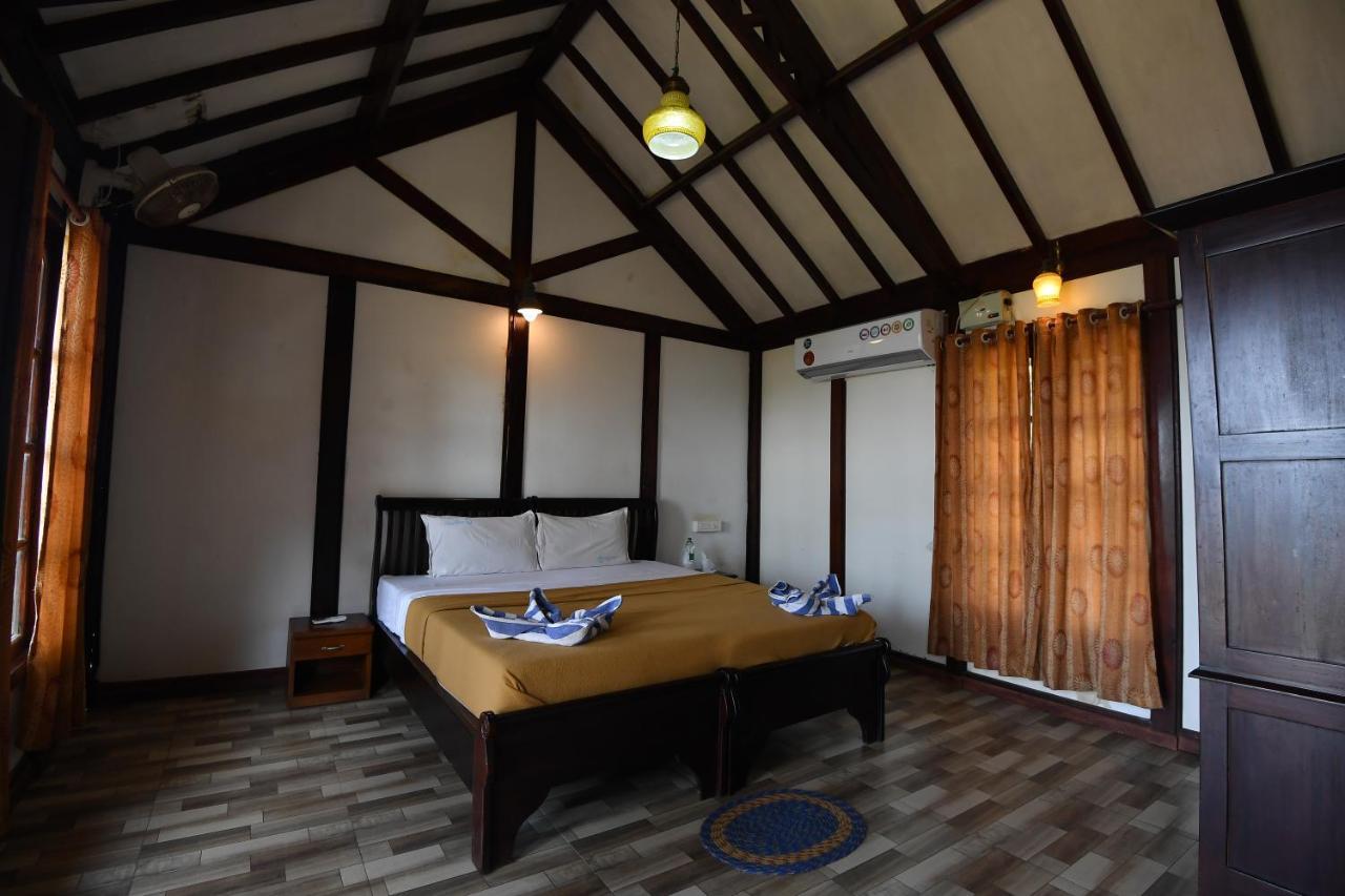 Blue Water Beach Resort Varkala Exteriér fotografie